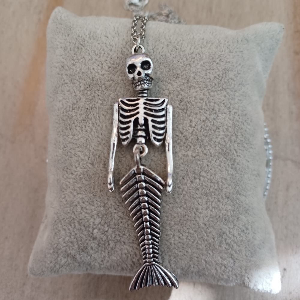 Silver Mermaid Skelton Necklace